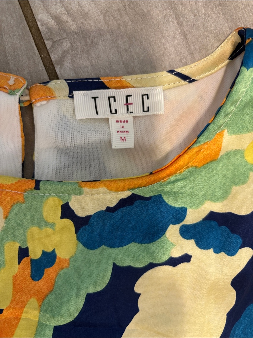 TCEC blouse - Picture 2 of 2
